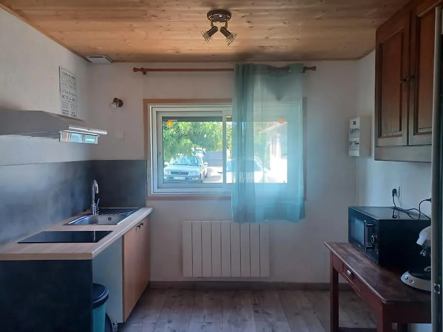 Maison En Ville Au Calme Fleurance